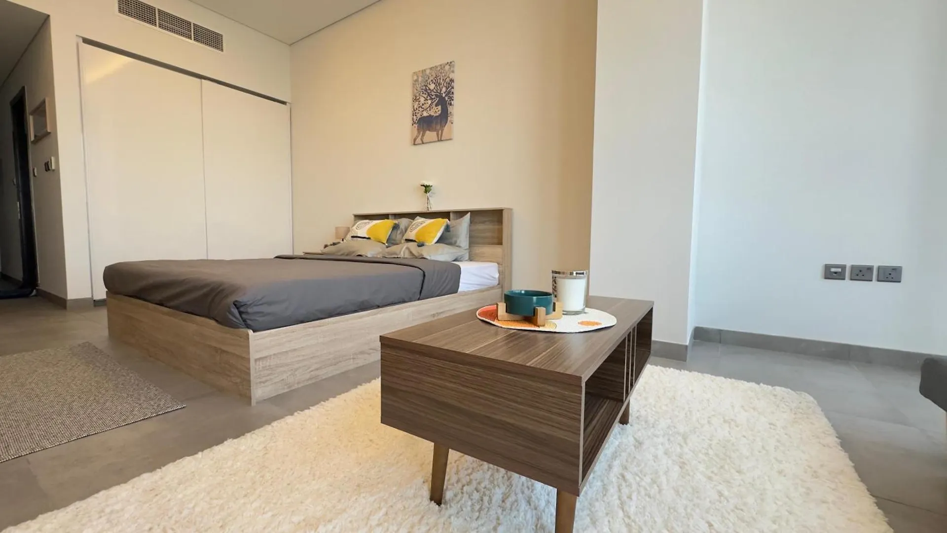 Private Studio Burj Khalifa Area -Best Price ドバイ アラブ首長国連邦